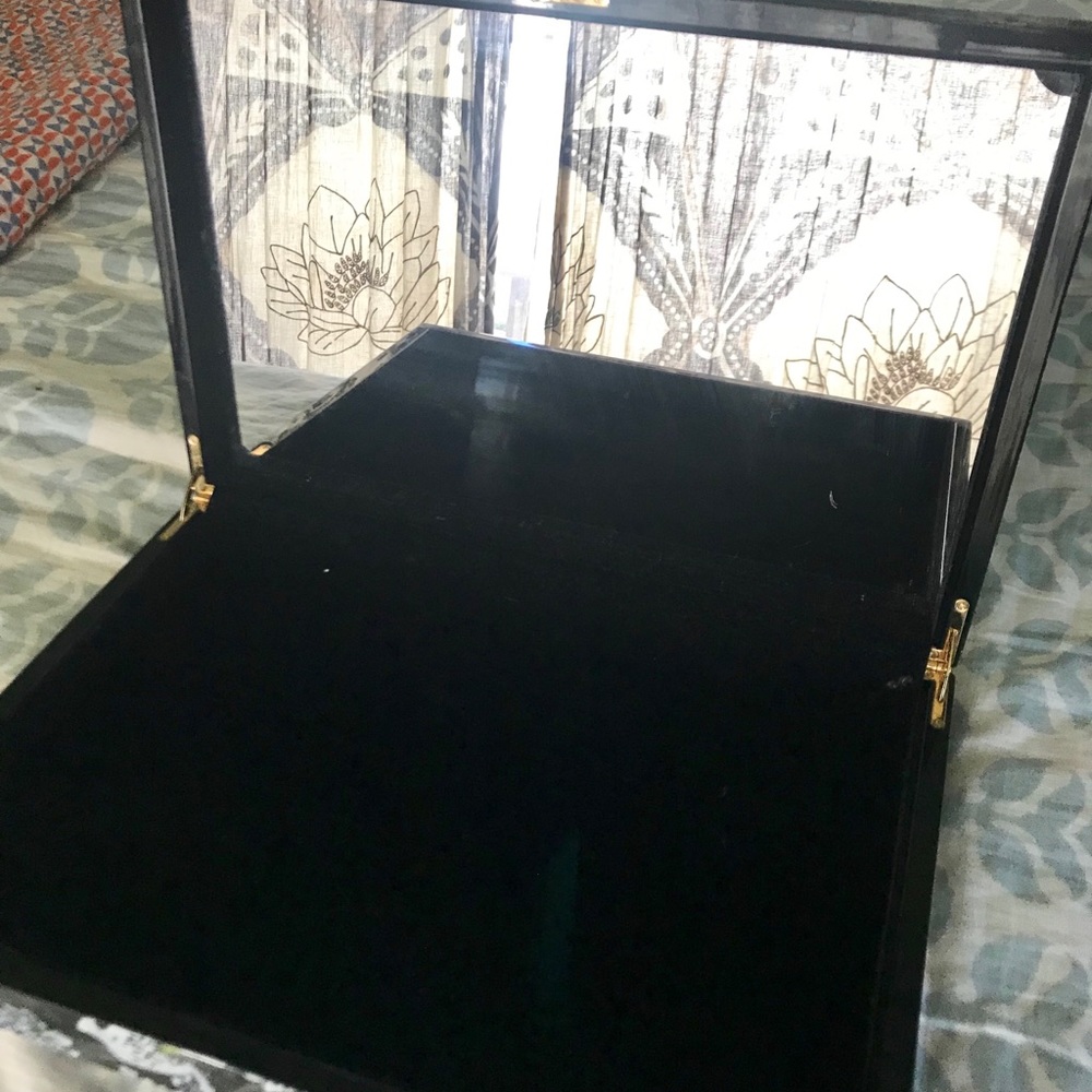 NARS Erdum collection vault box - Picture 8 of 8